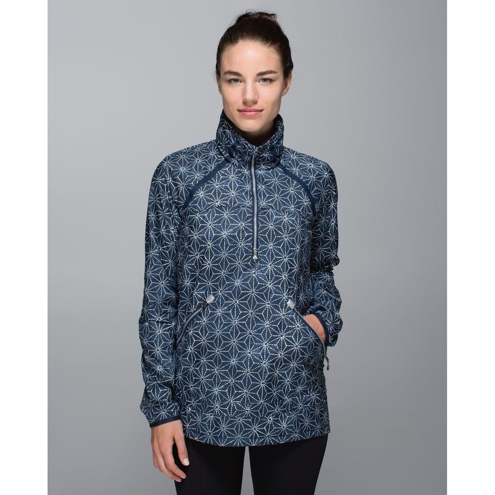 Lululemon Women's Miss Misty Exploded Sashico Star Half Zip Windbreaker Blue 6
